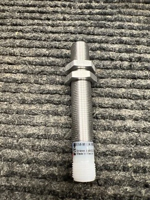 New Eaton E59-M12A105D01-D1 Proximity Sensor - Image 1 of 4