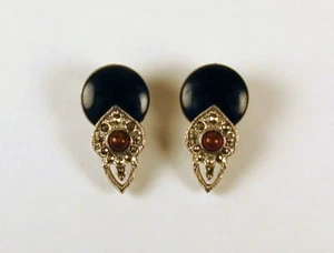 Retro Cool & Fun Clip On Earrings Pre-Owned Free US Shipping - Picture 1 of 4