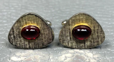 Gemelos vintage triangulares redondeados esquina piedra roja chapados en oro amarillo Foto 1 de 3