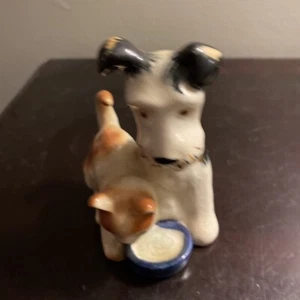 NIPPON YOKO BOEKI DOG AND CAT FIGURINE JAPAN - Picture 1 of 3