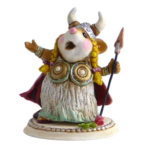 Wee Forest Folk Grand Opera's Prima-Donna, WFF# M-509, Brunhilde, Wikinger Maus - Bild 1 von 1