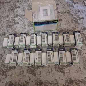Leviton Decora Wipplichtschalter 13er Pack Set 15A 120/277V weiß mit Abdeckungen - Bild 1 von 18