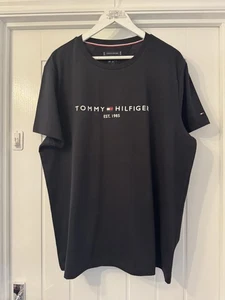 Neues schwarzes kurzärmliges T-Shirt mit Core Logo von Tommy Hilfiger, UK-Größe XXXL - Bild 1 von 12