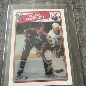 1988-89 MARK MESSIER 🏆 93 PEE CHEE Edmonton Oilers - Picture 1 of 6