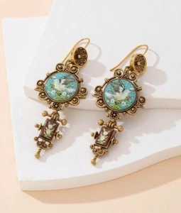 Museum Dove Bird Earrings Ornate Flower VTG Palace White Gold Court Royal Queen - Picture 1 of 10