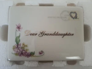 Ardleigh Elliott Dear Granddaughter Music Box 2005 Love You Are So Beautiful new - Picture 1 of 4
