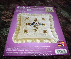 Janlynn Candlewicking Kit de Bordado 14"X14"-Pájaros y Bayas-Cosidos en Hilo - Imagen 1 de 3
