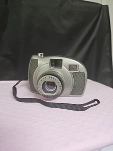Kalimar Precision Zoom 35-55mm Focus Free 35mm Camera w Flash - Picture 1 of 5