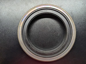 New OEM Mopar Seal Wheel Bearing OE 5086773AB 5086773AC - Picture 1 of 4
