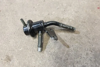 90-96 NISSAN 300ZX NON TURBO FUEL REGULATOR OEM Foto 1 de 3