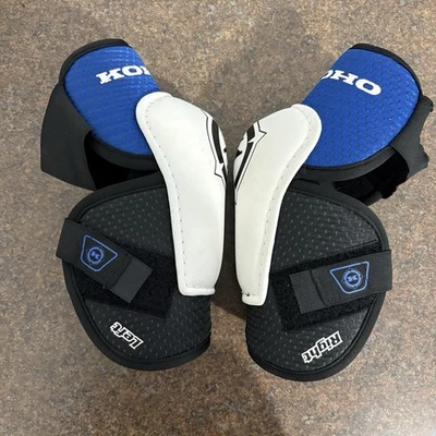 KOHO Sr. Coderas de hockey medianas usadas negras blancas azules Foto 1 de 4