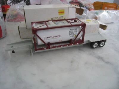 MDK Northbrook ISO Tank and Matching Truck Trailer 1:43 Scale Model Toy - Image 1 of 4