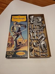 Vintage 1956 AROURA Silver Knight of Augsburg 1560 Model Kit K1-98 - Bild 1 von 14