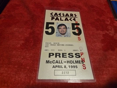 PASE DE PRENSA DE MEDIOS DE BOXEO PARA LARRY HOLMES VS OLIVER MCCALL 8 DE ABRIL DE 1995 CÉSARES Foto 1 de 2