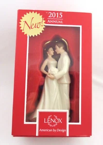 Lenox 2015 Annual Bride & Groom Christmas Porcelain Ornament  - Imagen 1 de 10