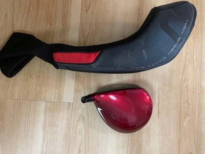 Красный чехол для головки драйвера Nike в комплекте 0,0 дюйма - Изображение 1 из 4