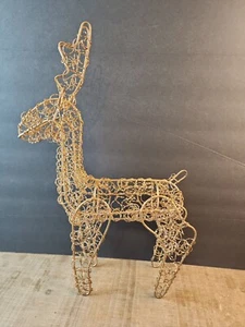 Weihnachtszeit goldfarben gedrehter Metalldraht Deko Rentier Herzstück 10x15 - Bild 1 von 12