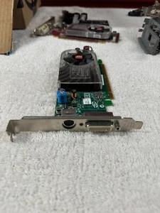 ATI Radeon 109-B27631-00 256MB ATI-102-B27602B Video Card - Green - Picture 1 of 1