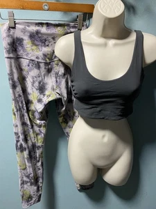 Lululemon Women’s Size 6 Align Reversible Bra Top/Align HR 25”Leggings Lot Of 2 - Picture 1 of 24