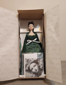 Gene Marshall Belle Of The Ball Edición Limitada 300 Convención 2001 Verde NUEVO - Imagen 1 de 10