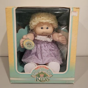 Cabbage Patch Kids Puppe 3900 Zahnspangen Kopfbedeckung lockige blonde Haare blaue Augen 1987 - Bild 1 von 18
