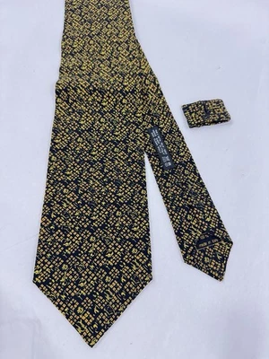 Corbata Brioni Vintage 100% Seda Amarillo Patrón Geométrico Hecha en Italia Foto 1 de 4