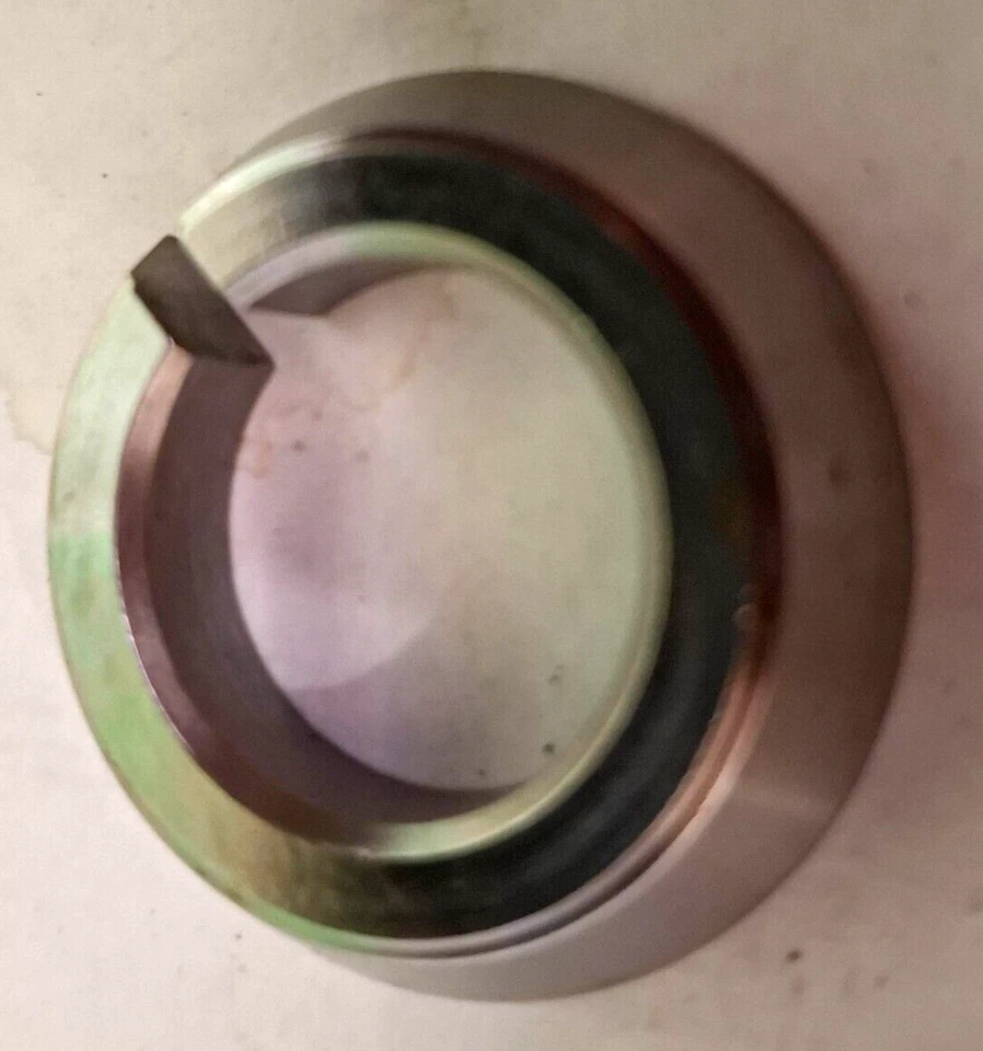 MINI ARANDELA CLÁSICA DE CUELLO CÓNICO FRONTAL CV PARA TUERCA DE BUJE FAM9270 Foto 1 de 1