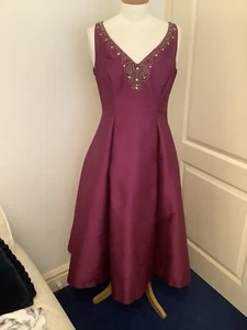 Beautiful Adrianna Papell Midi evening dress size 10 - Shoulder to hem 45 Inches - Picture 1 of 10