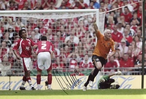 Hull City legend Dean Windass signed Wembley Play Off final volleyed goal photo - Picture 1 of 1