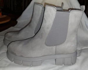 Neue Damen Boots, hellgrau, Catwalk, Größe 39 - Bild 1 von 2