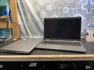 Lot of 2 Dell Precision 3560 i5 11th NO OS/SSD/HDD/RAM Laptop Notebook PC M15 - Bild 1 von 15