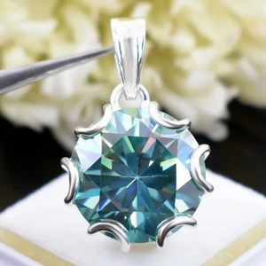 16.30 Ct Round Blue Diamond Pendant in 925 Silver for Black Friday Gift - Picture 1 of 4