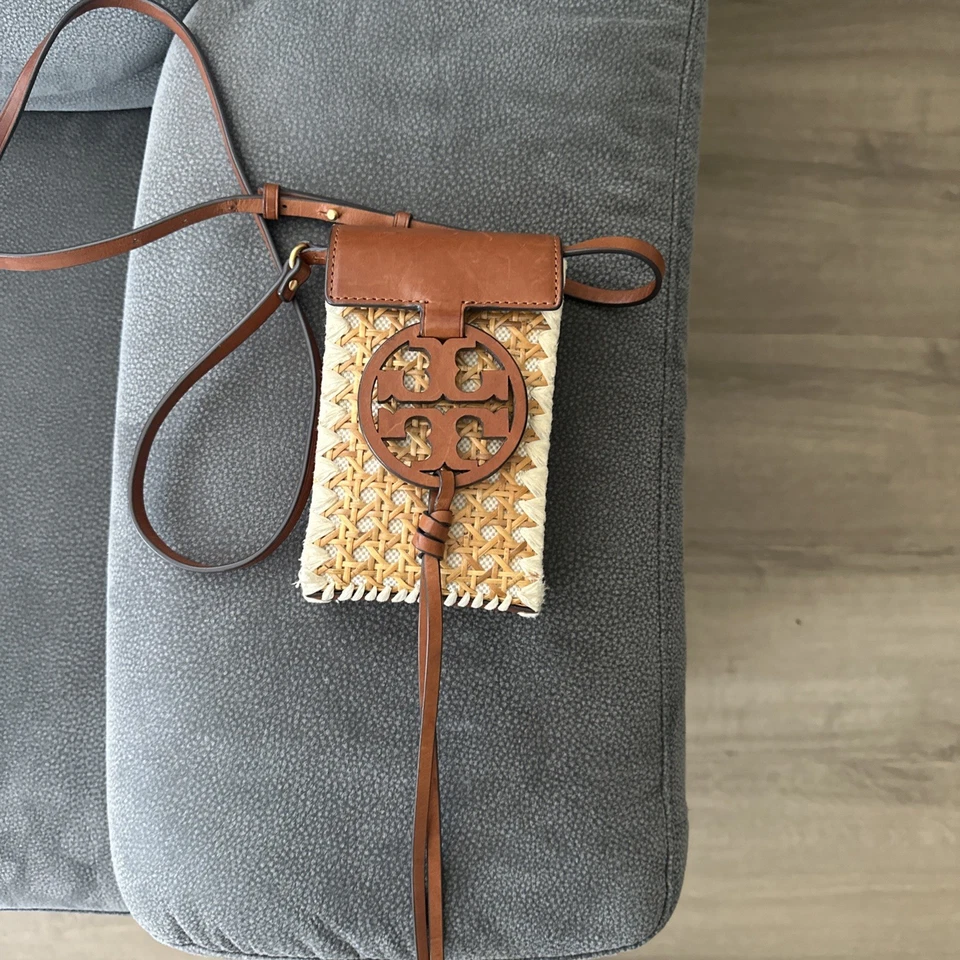 Tory Burch Miller 皮革麂皮绒智能手机斜挎包骆驼色 — 第 1/4 张图片