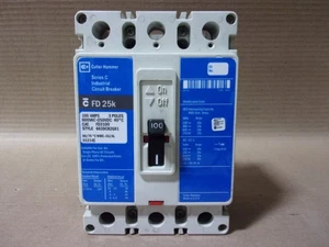 Eaton Schneidhammer FD FD3100 3-polig 100 Ampere 600V Leitungsschutzschalter blau AK - Bild 1 von 1