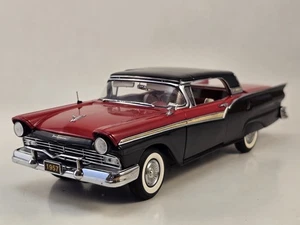Danbury Mint 1957 Ford Fairlane 500 Skyliner "50° anniversario" LE 1:24 L@@K! - Foto 1 di 20