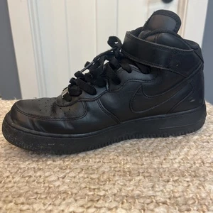 Nike Air Force 1 Mid '07 315123-001 Mens 8.5 Black Lace Up Sneaker *Right Only* - Picture 1 of 7