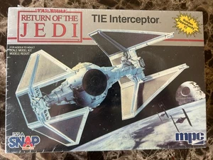 Star Wars Return Of The Jedi TIE Interceptor MPC Snap Model NEW SEALED - Picture 1 of 5