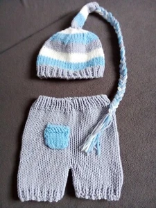 Set New Born Neugeborene Fotoshooting Strickmütze Strickhose Wie Neu - Bild 1 von 3