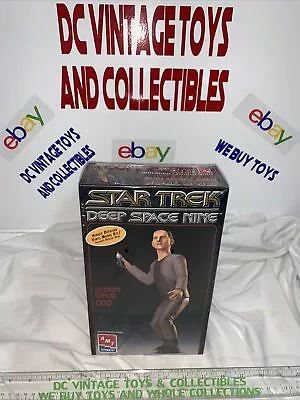 1995 STAR TREK DEEP SPACE NINE SECURITY OFFICER ODO AMT ERTL MODEL NEW SEALED - Image 1 of 4