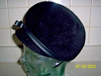 Sombrero MOD de terciopelo negro vintage años 60-70 talla mediana Foto 1 de 4