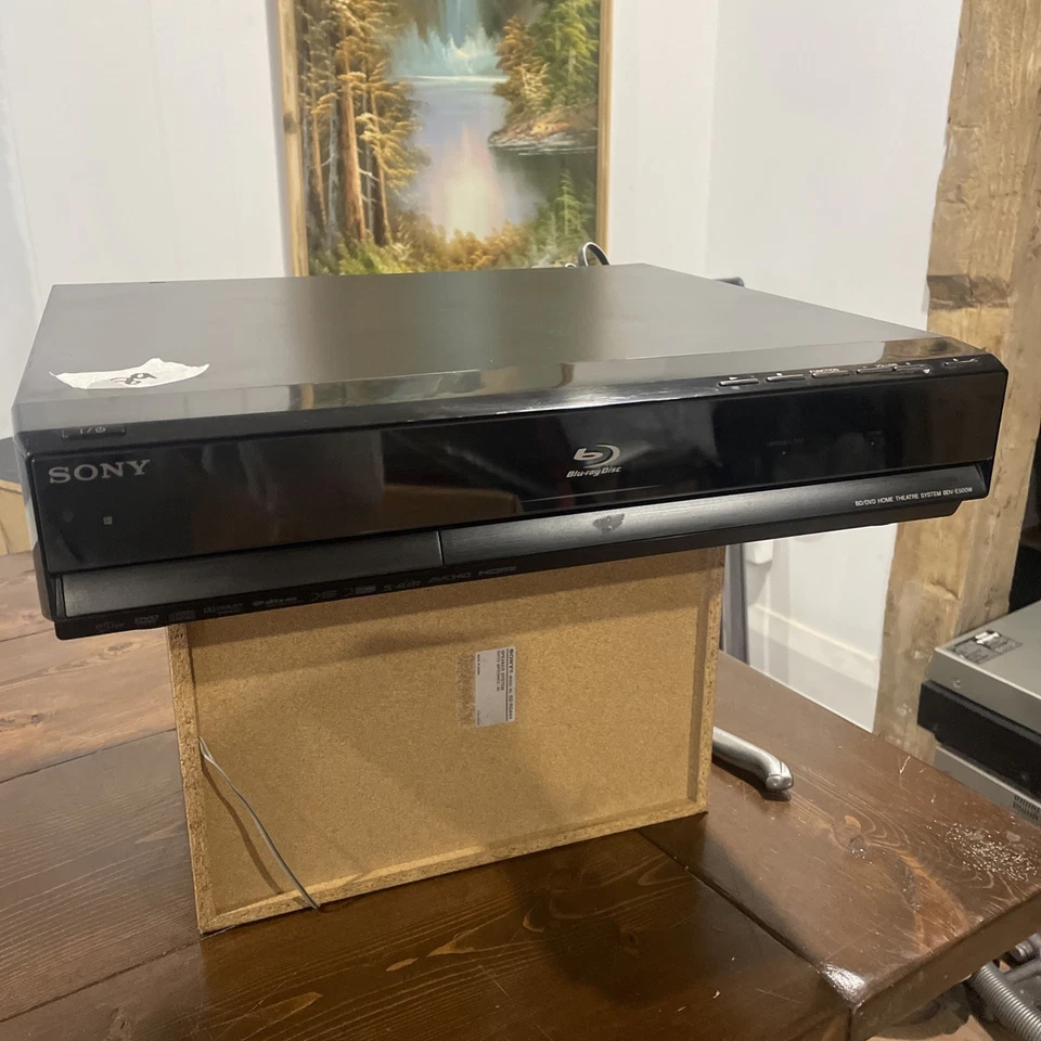 Sony BDV-E500W Blu-ray DVD 5.1 Ch Home Theater System -TESTED & WORKS!! - Bild 1 von 4