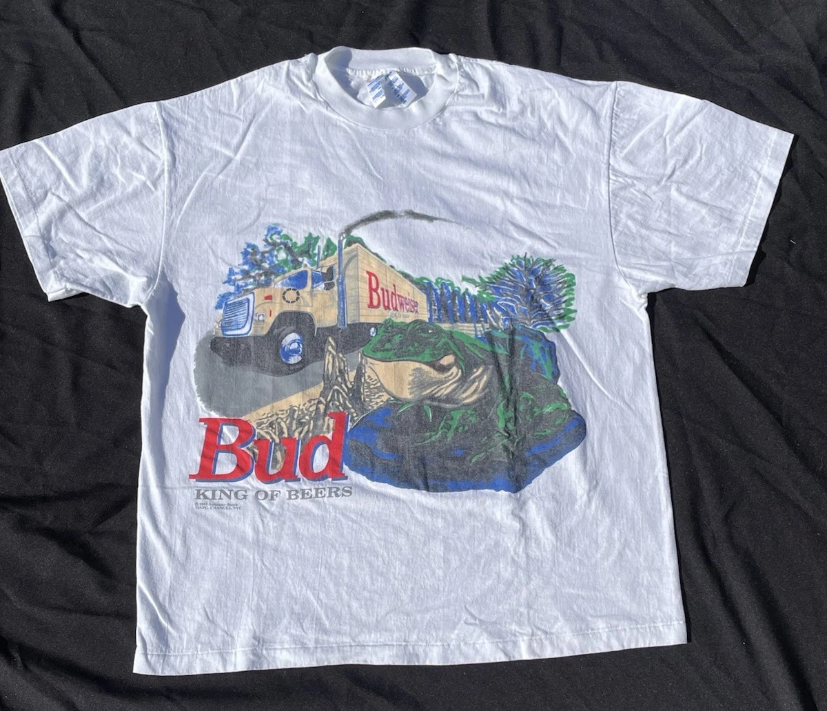 Vintage 90’s Budweiser T shirts ©︎1998 Vintage 1998 Budweiser T-Shirt (XL) – MBI Vintage Shop