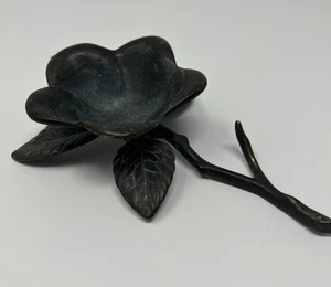 Bronze Lotus Flower Tea Light Candle Holder Petina Vintage - Picture 1 of 8