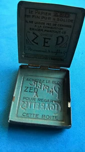 Ancienne Boite en Tôle pour Recharges de Papier à Rouler Cigarettes ZED - Picture 1 of 4