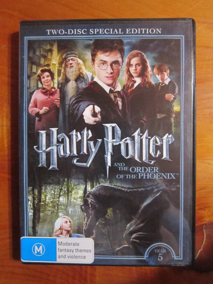 DVD  HARRY POTTER AND THE ORDER OF THE PHOENIX  2 DISC SPECIAL EDITION - Image 1 of 2