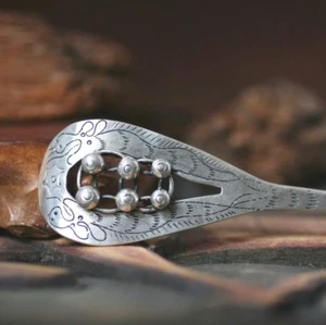 2 PCS ETHNIC TRIBAL MIAO HANDMADE HAIRPIN / JH051 - Picture 1 of 2