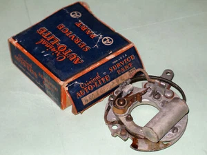 1939-1940 Dodge Plymouth NOS Autolite distributor breaker plate IGS-3004 - Picture 1 of 3