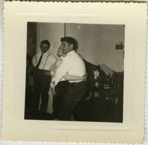 ALTES FOTO - VINTAGE SNAPSHOT - PAAR TANZT VERLIEBT TANZEN - DANCE LOVERS 3 - Bild 1 von 1