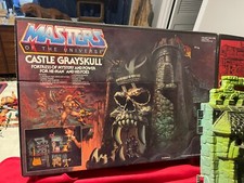 Vintage 1981 Masters of the Universe MOTU Castle Grayskull in box