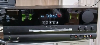 HARMON KARDON AVR 225 HOME THEATER AV RECEIVER - Image 1 of 3